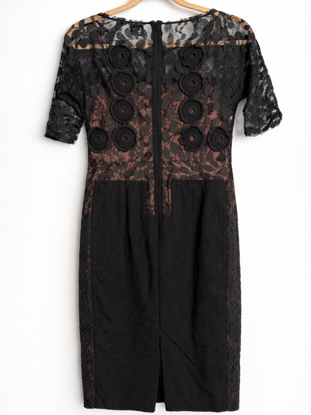 Beguile by Byron Lars Black Lace Sheath Dress 4P Floral Mesh Fitted Dark Romance - Picture 4 of 11